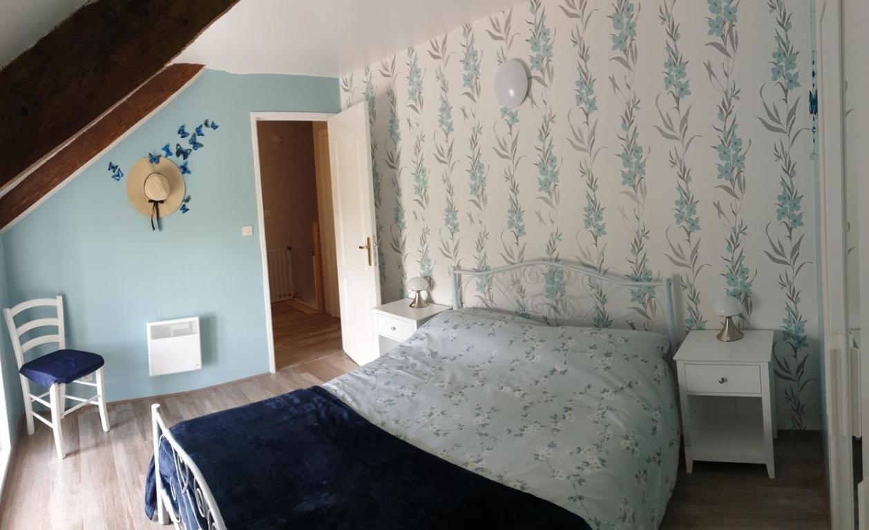 Charming Traditional 2-Bed Cottage Near Plémet Eksteriør billede