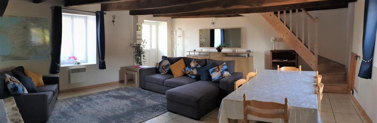 Charming Traditional 2-Bed Cottage Near Plémet Eksteriør billede